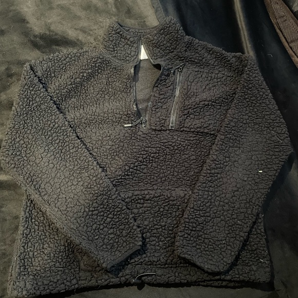 Black No Boundaries Sherpa Pullover - Picture 2 of 10